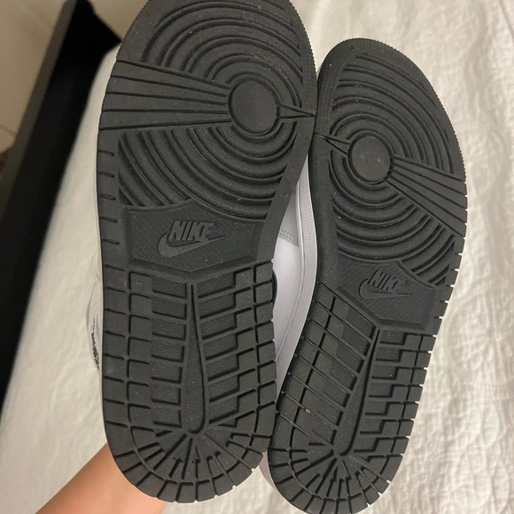 Air Jordan 1 mid smoke grey - Picture 7 of 10